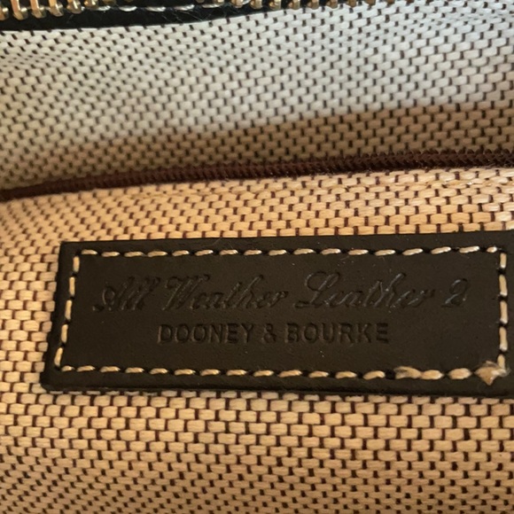 Dooney and Bourke black bag - Picture 3 of 5